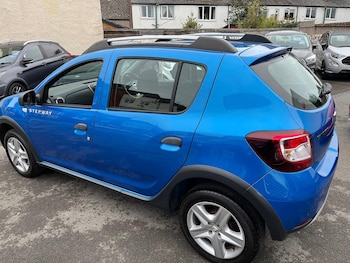 Used Dacia Sandero Stepway 2015 for sale - 76268541: Photo 2