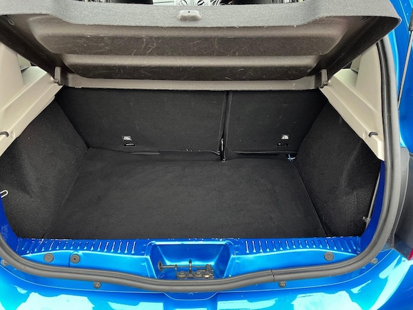 Used Dacia Sandero Stepway 2015 for sale - 76268541: Photo 8