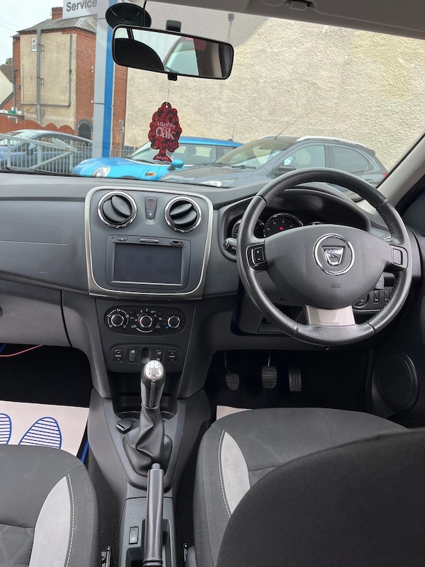 Used Dacia Sandero Stepway 2015 for sale - 76268541: Photo 9