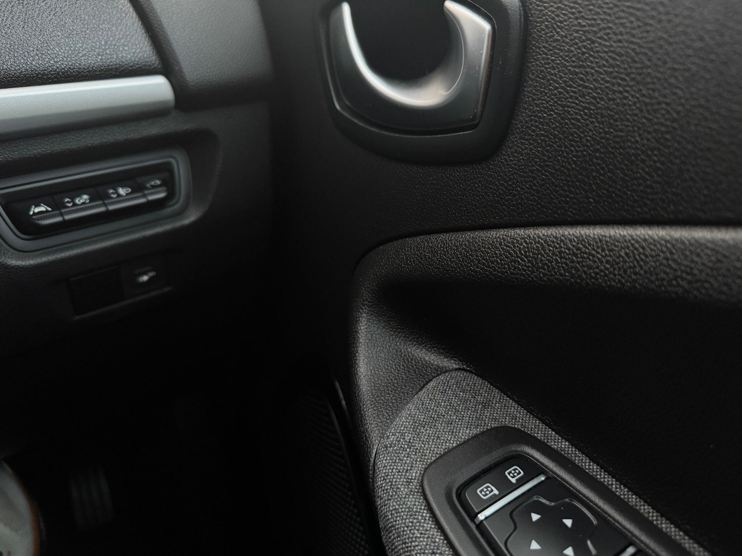 Used Renault Zoe 2020 for sale - 78047702: Photo 30