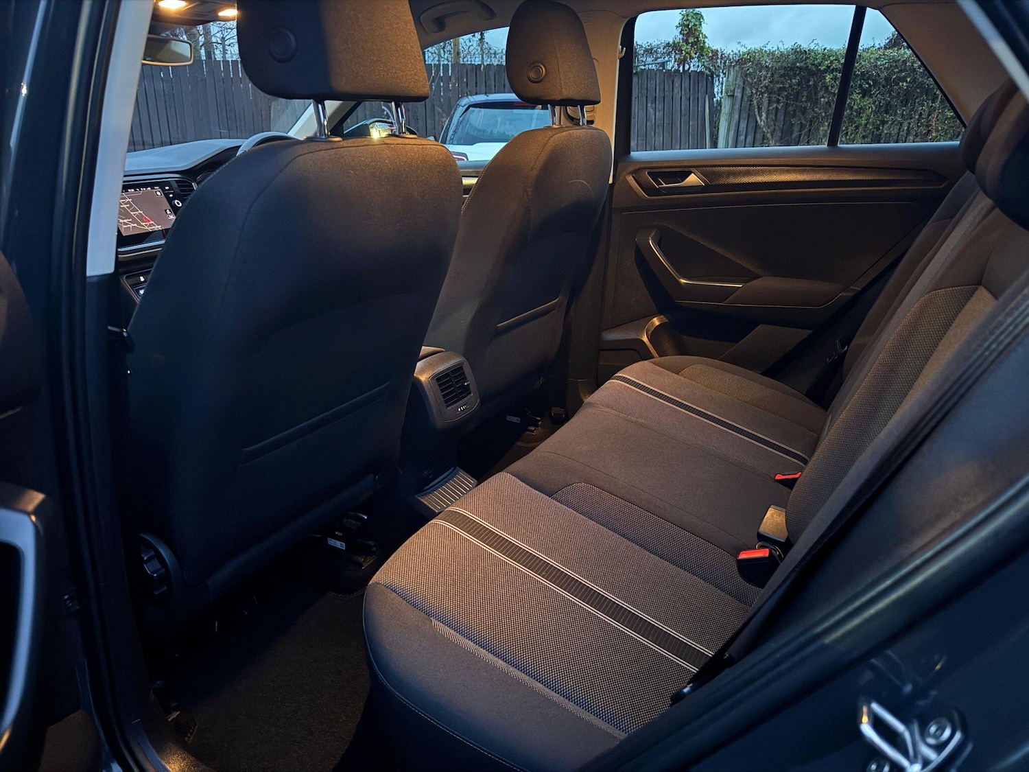 Used Volkswagen T-Roc for sale - 77559601: Photo 18