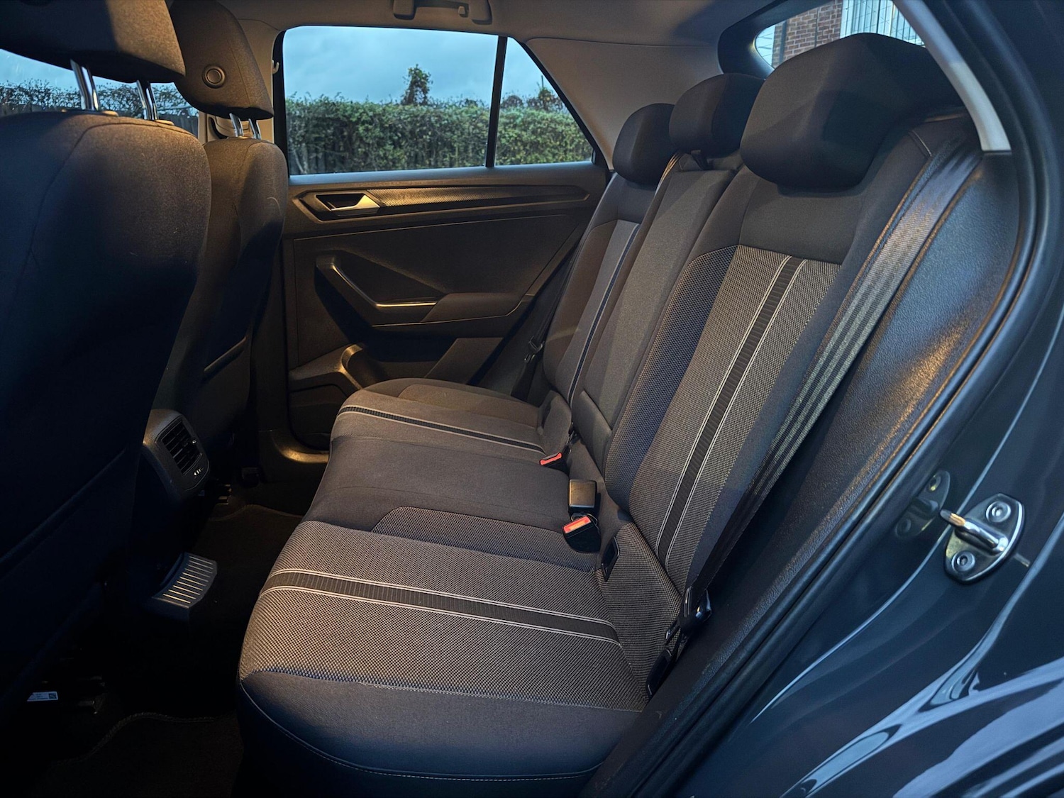 Used Volkswagen T-Roc for sale - 77559601: Photo 19