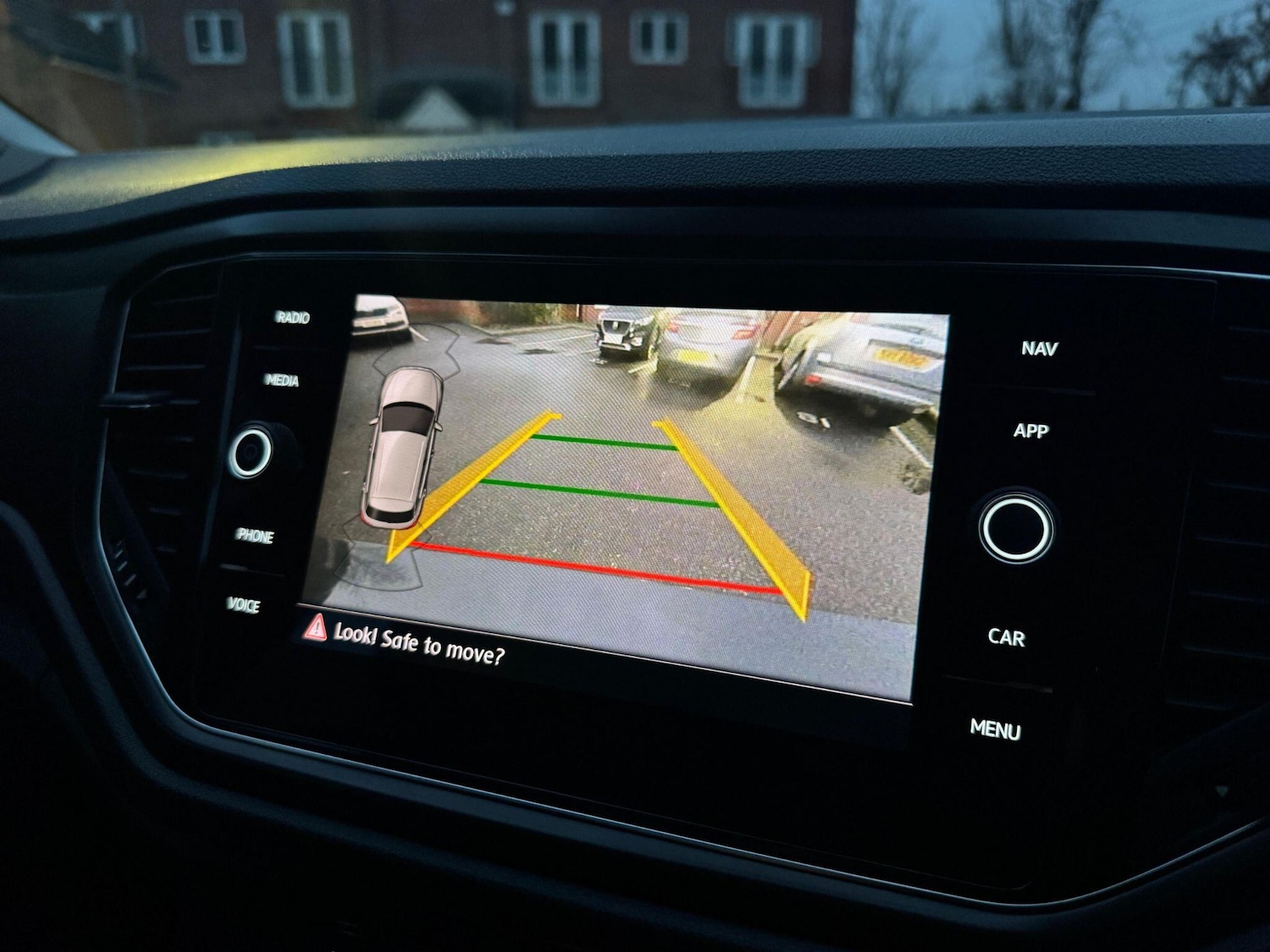 Used Volkswagen T-Roc for sale - 77559601: Photo 21