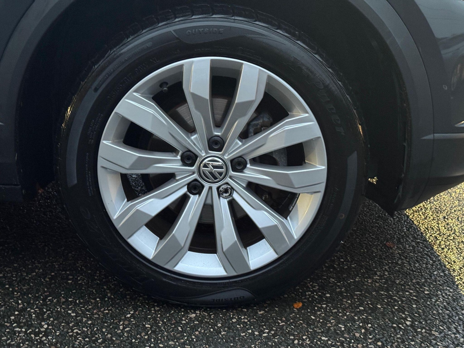 Used Volkswagen T-Roc for sale - 77559601: Photo 22