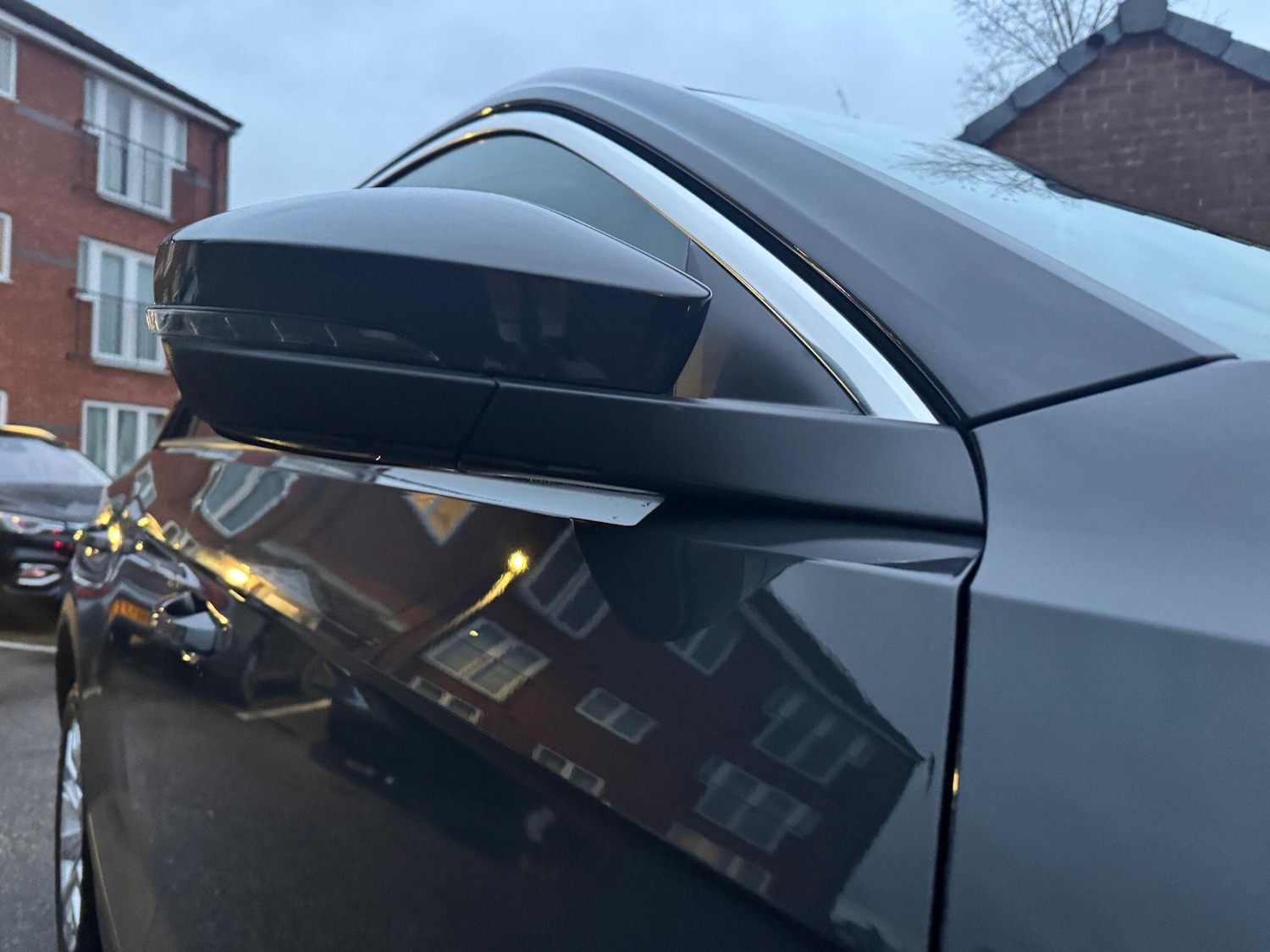 Used Volkswagen T-Roc for sale - 77559601: Photo 41