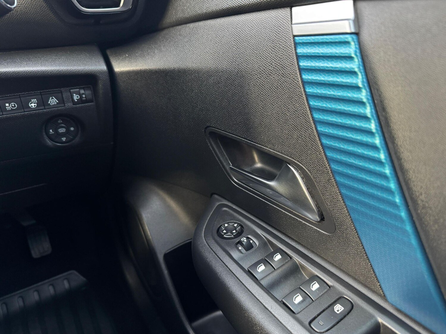 Used Citroen e-C4 for sale - 77510402: Photo 32