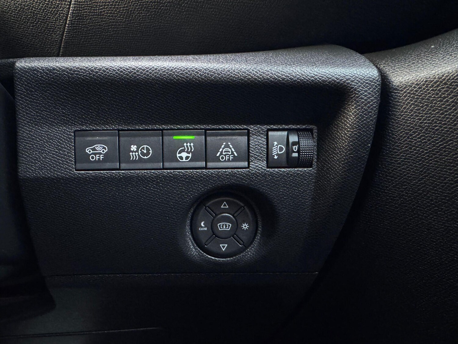 Used Citroen e-C4 for sale - 77510402: Photo 33