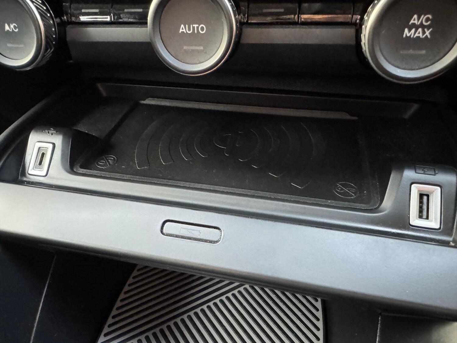 Used Citroen e-C4 for sale - 77510402: Photo 50