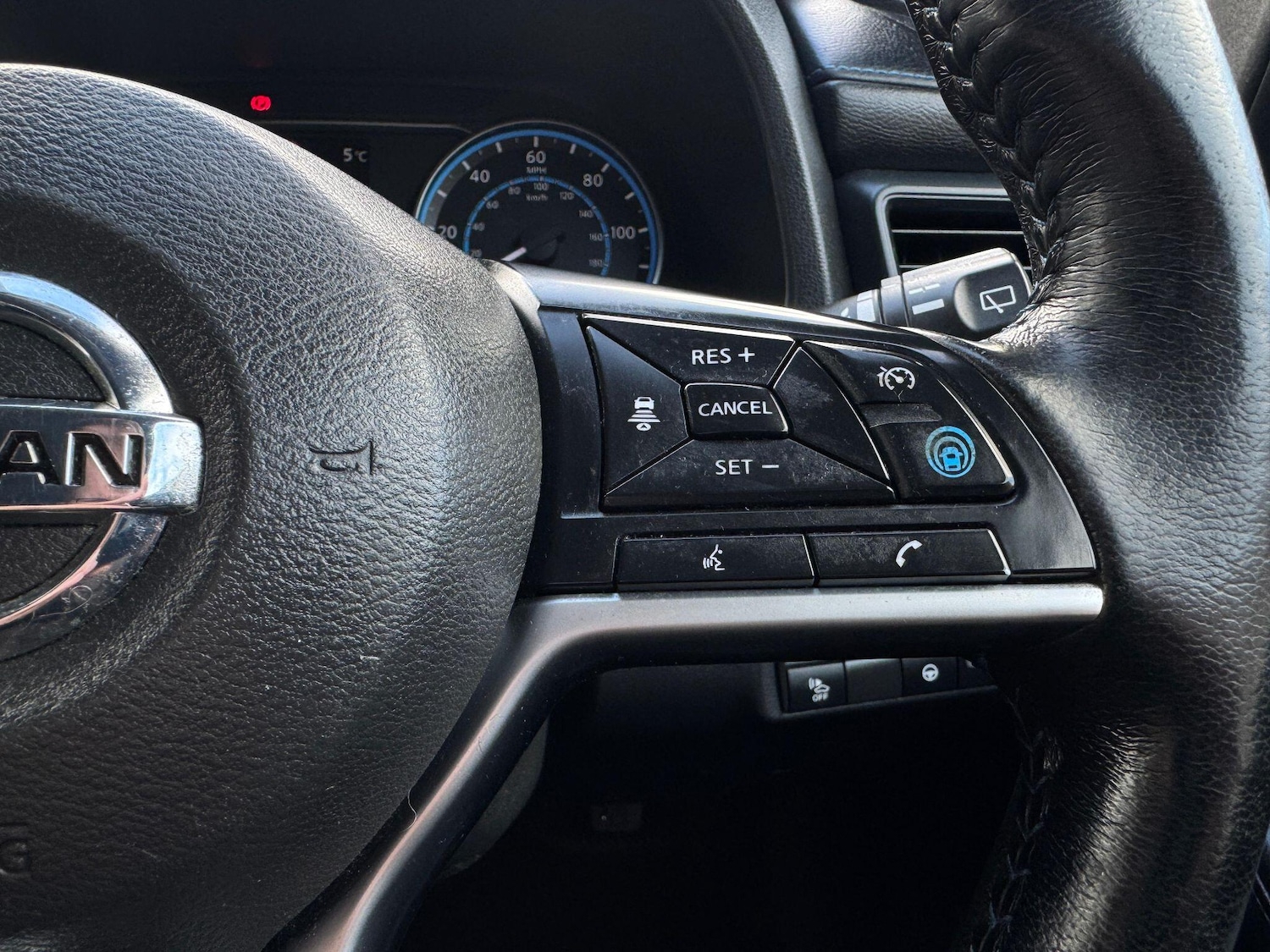 Used Nissan Leaf 2020 for sale - 77705627: Photo 27