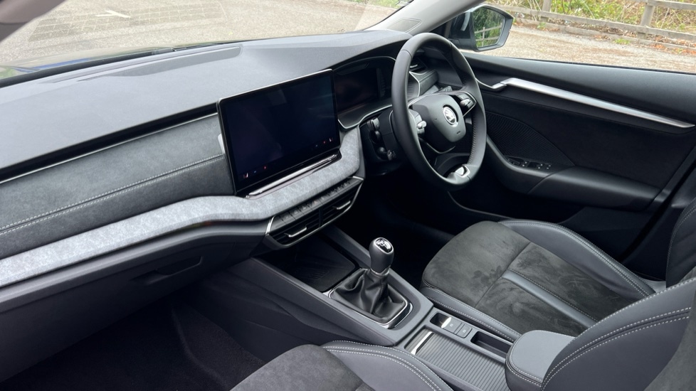 Used Skoda Octavia 2024 for sale - 76868414: Photo 2