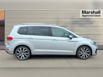 Used Volkswagen Touran 2020 for sale - 76092001: Photo