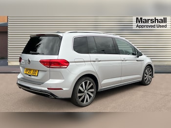 Used Volkswagen Touran 2020 for sale - 76092001: Photo