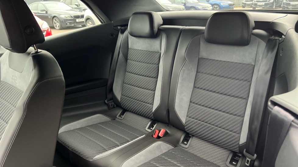 Used Volkswagen T-Roc 2024 for sale - 76872407: Photo 14