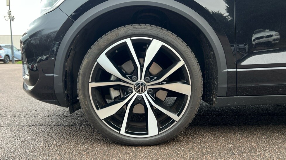 Used Volkswagen T-Roc 2024 for sale - 76872407: Photo 17