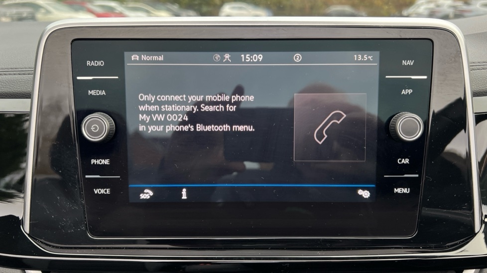 Used Volkswagen T-Roc 2024 for sale - 76872407: Photo 35