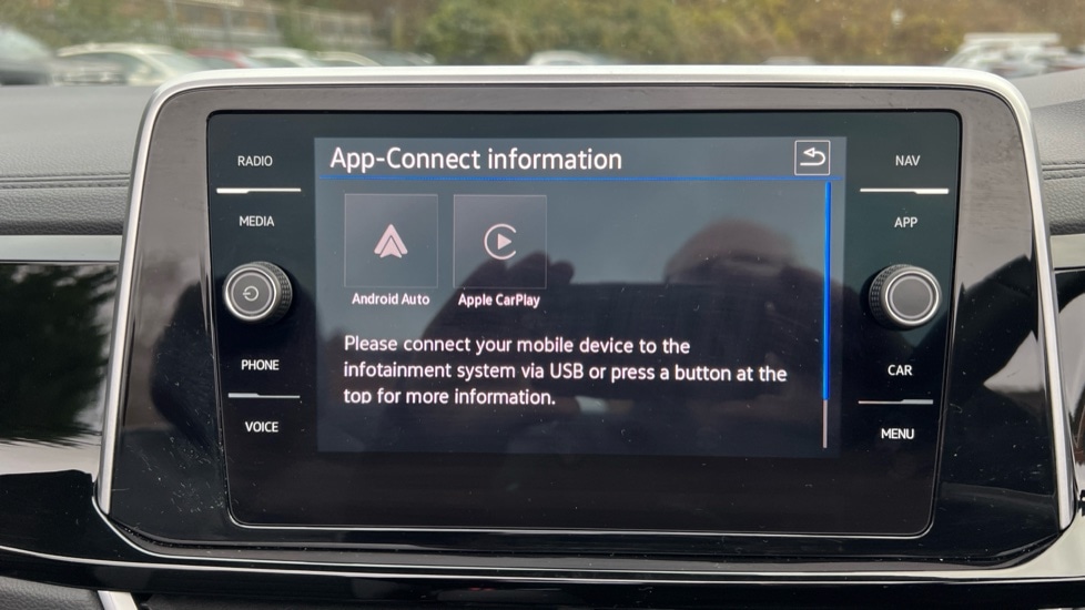 Used Volkswagen T-Roc 2024 for sale - 76872407: Photo 36