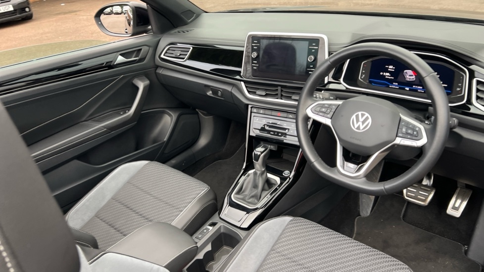 Used Volkswagen T-Roc 2024 for sale - 76872407: Photo 9