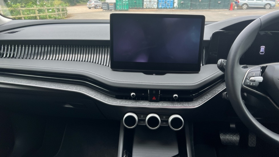 Used Skoda Superb 2024 for sale - 76868521: Photo 13