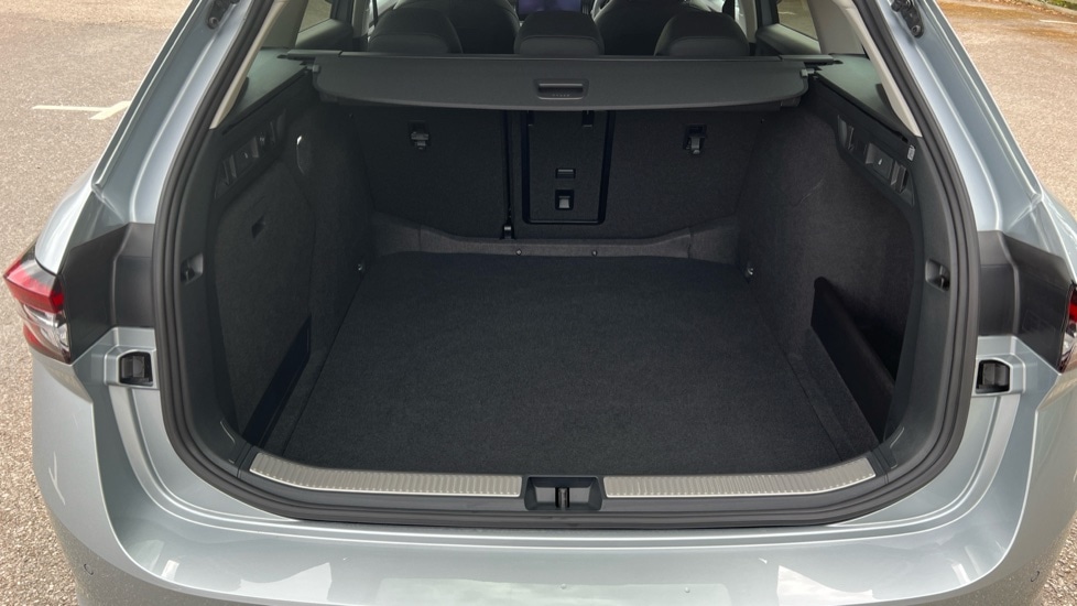 Used Skoda Superb 2024 for sale - 76868521: Photo 16