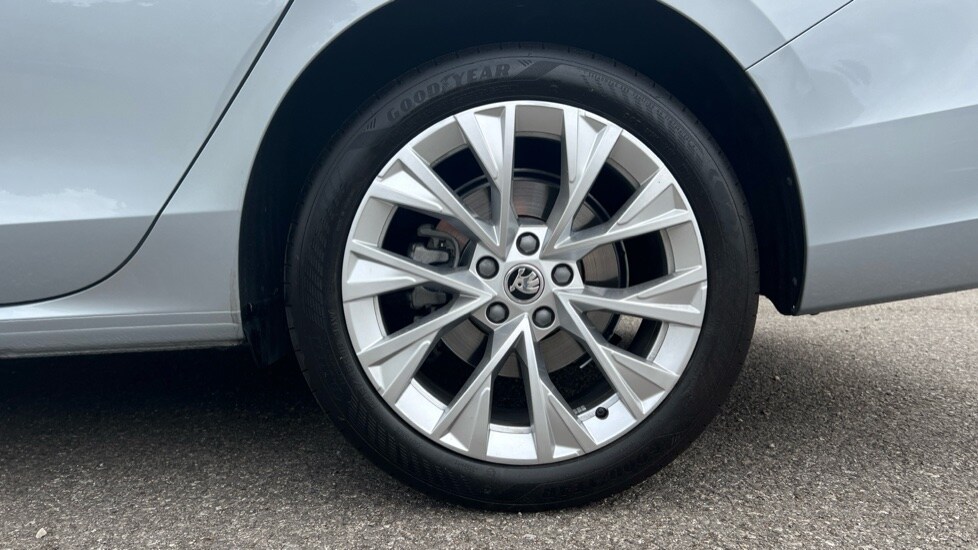 Used Skoda Superb 2024 for sale - 76868521: Photo 18