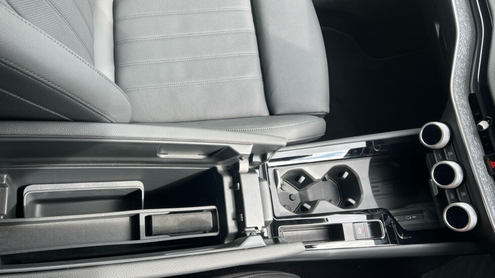 Used Skoda Superb 2024 for sale - 76868521: Photo 32