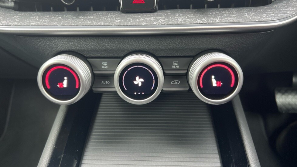 Used Skoda Superb 2024 for sale - 76868521: Photo 47