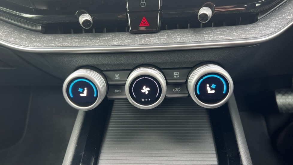 Used Skoda Superb 2024 for sale - 76868521: Photo 48