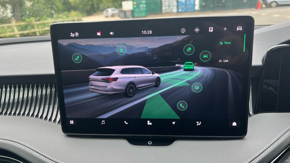 Used Skoda Superb 2024 for sale - 76868521: Photo 54