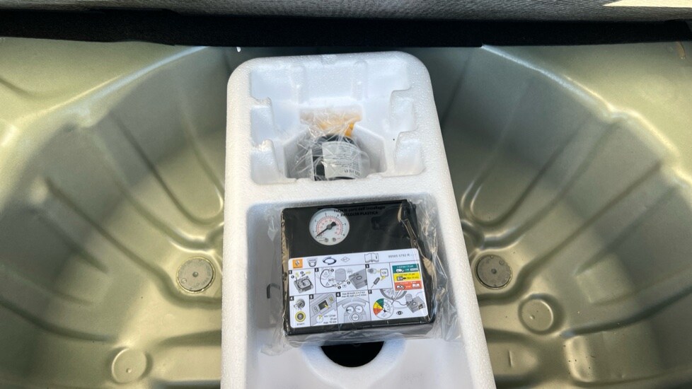 Used Dacia Sandero Stepway 2024 for sale - 76875050: Photo 35