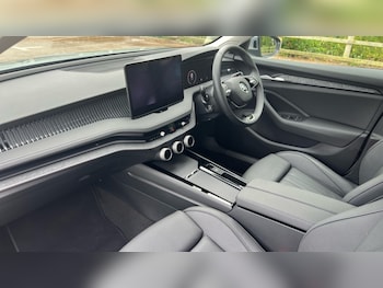 Used Skoda Superb 2024 for sale - 75439893: Photo