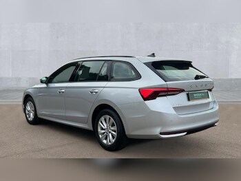 Used Skoda Octavia 2024 for sale - 75992740: Photo 3