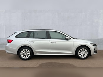 Used Skoda Octavia 2024 for sale - 75992740: Photo 4