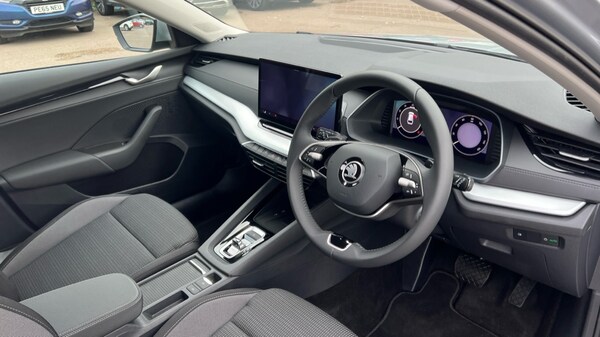 Used Skoda Octavia 2024 for sale - 75992740: Photo 6