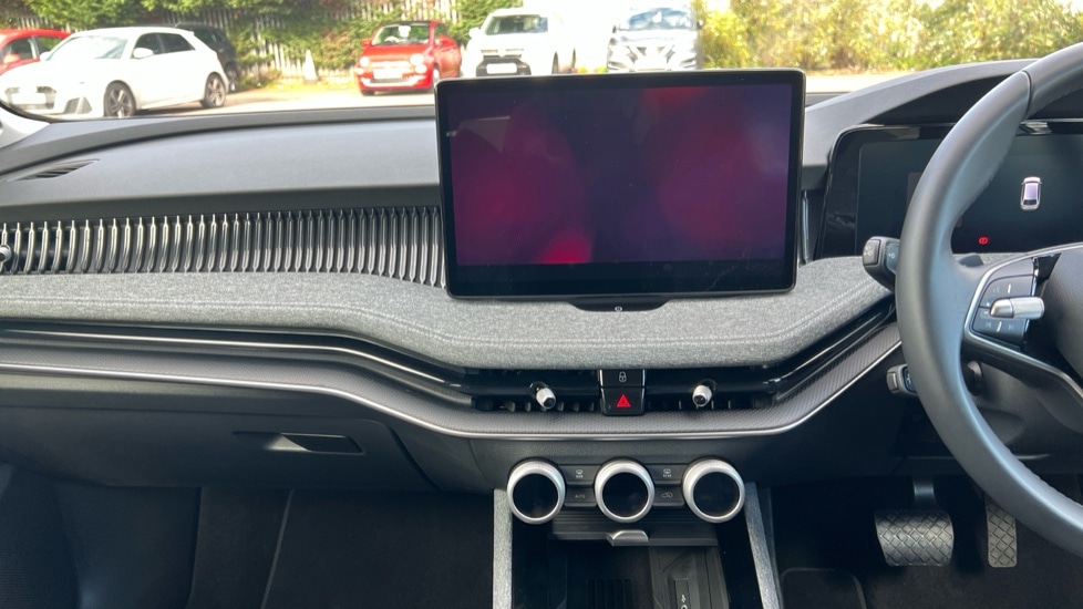 Used Skoda Superb 2024 for sale - 76873769: Photo 13