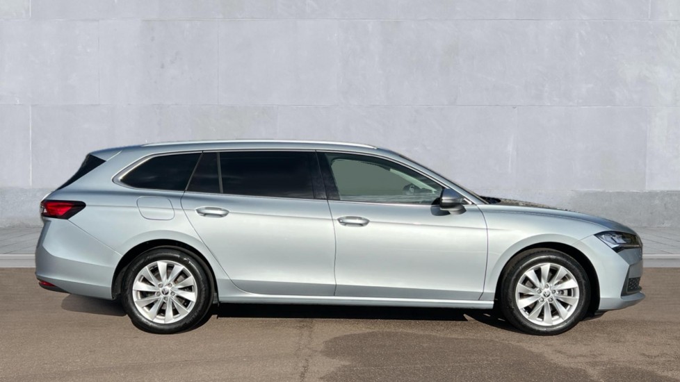 Used Skoda Superb 2024 for sale - 76873769: Photo 4