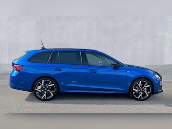 Used Skoda Octavia 2025 for sale - 75439871: Photo