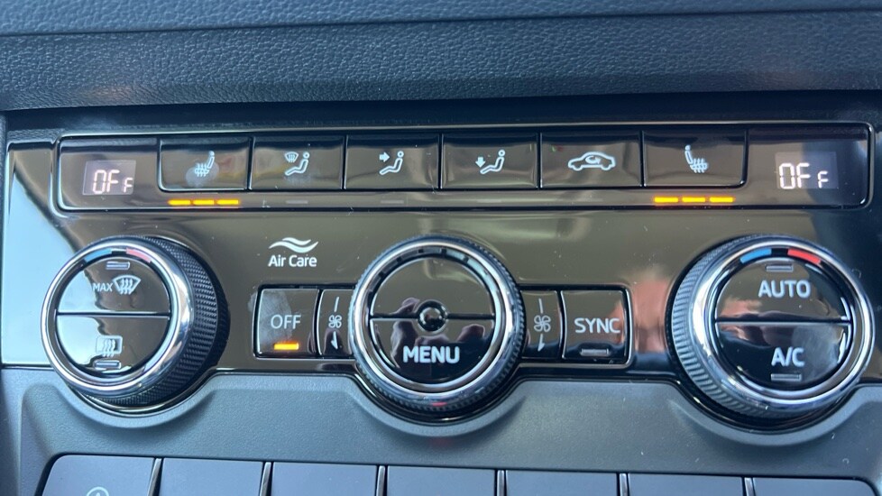 Used Skoda Karoq 2025 for sale - 76217288: Photo 38