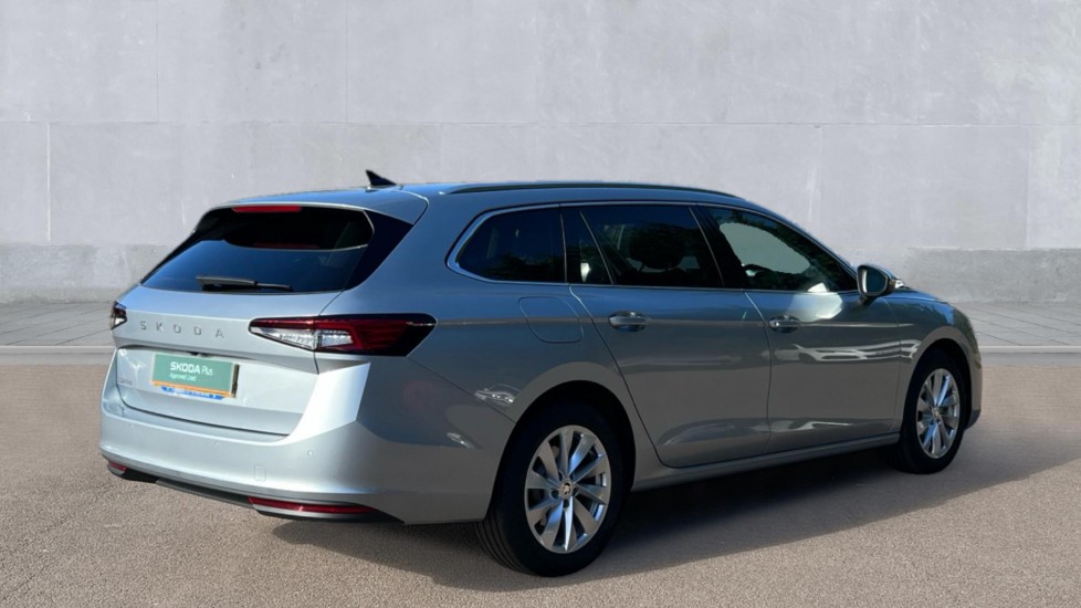Used Skoda Superb 2024 for sale - 76014973: Photo 8