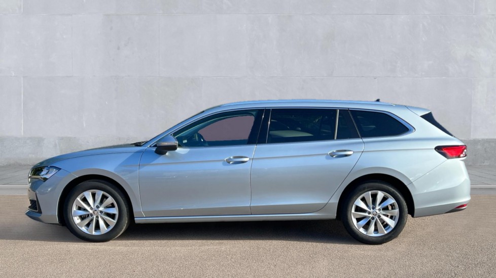 Used Skoda Superb 2024 for sale - 76014973: Photo 9