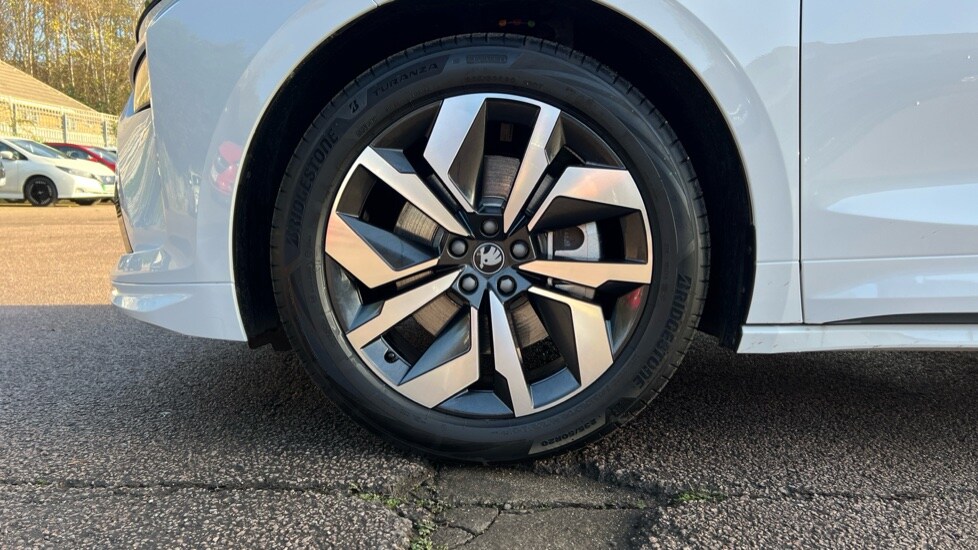 Used Skoda Enyaq 2025 for sale - 76760708: Photo 19