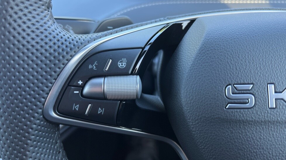 Used Skoda Enyaq 2025 for sale - 76760708: Photo 37