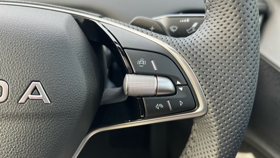 Used Skoda Enyaq 2025 for sale - 76874012: Photo 38