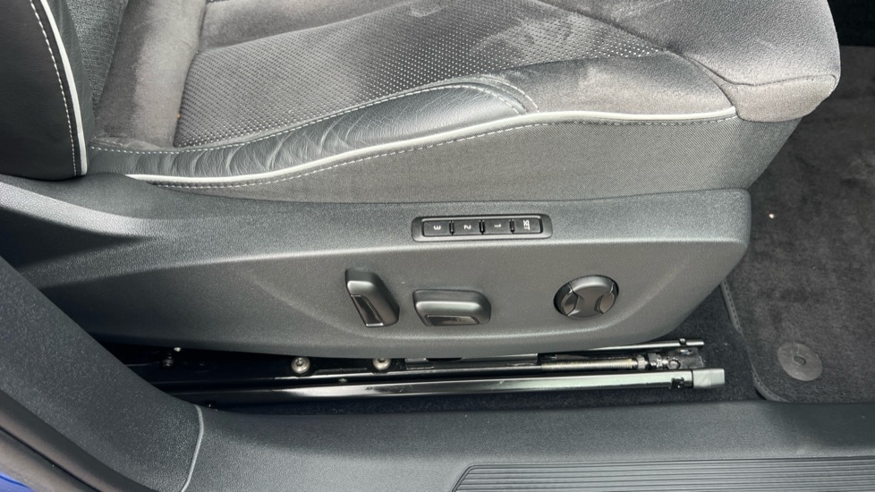 Used Skoda Enyaq 2023 for sale - 76018084: Photo 30