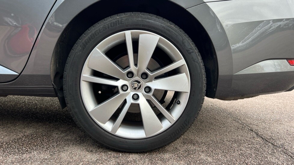 Used Skoda Superb 2022 for sale - 76635556: Photo 18