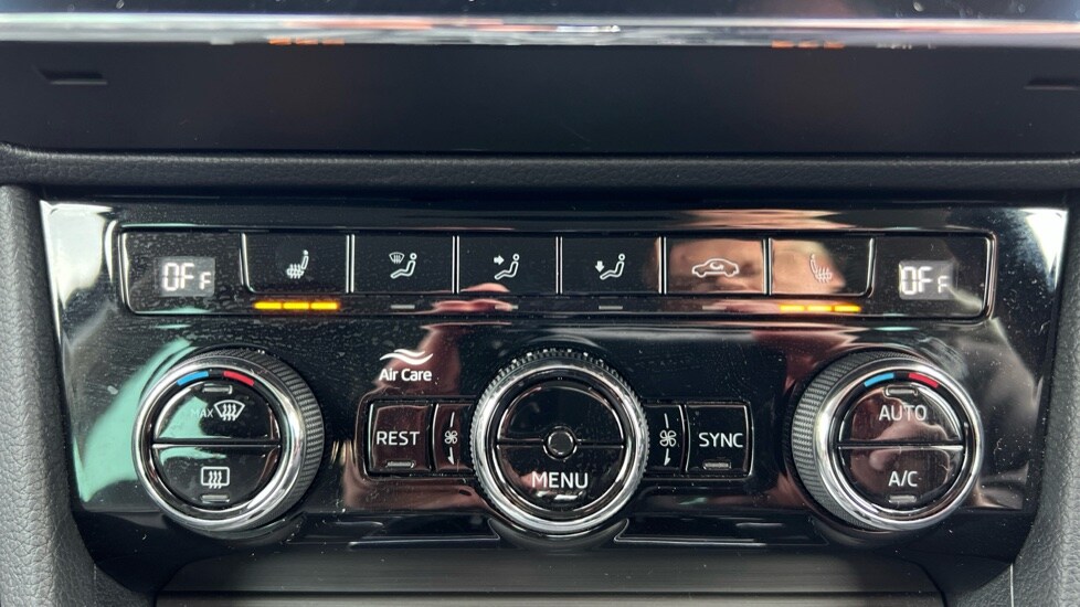 Used Skoda Superb 2022 for sale - 76635556: Photo 32