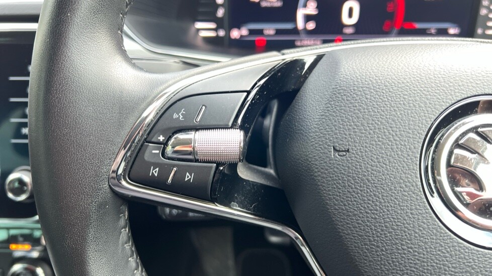 Used Skoda Superb 2022 for sale - 76635556: Photo 33