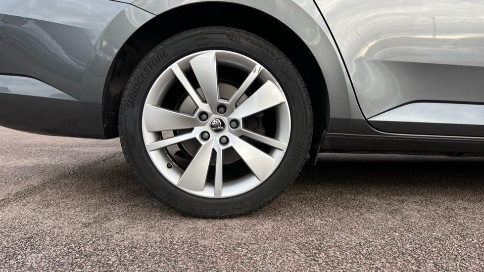 Used Skoda Superb 2022 for sale - 76635556: Photo 5