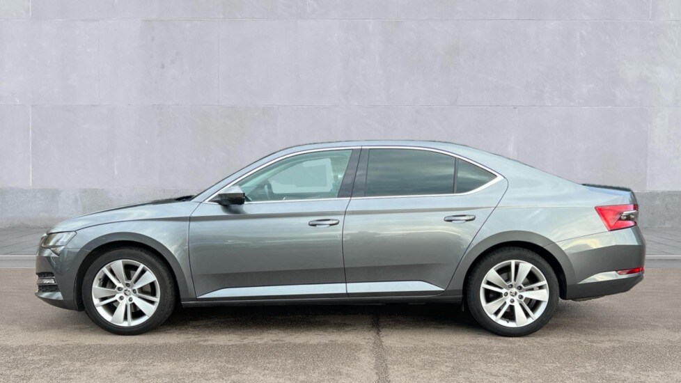 Used Skoda Superb 2022 for sale - 76635556: Photo 9