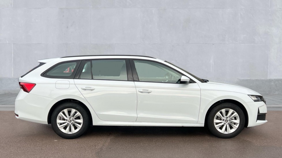 Used Skoda Octavia 2025 for sale - 76872450: Photo 4