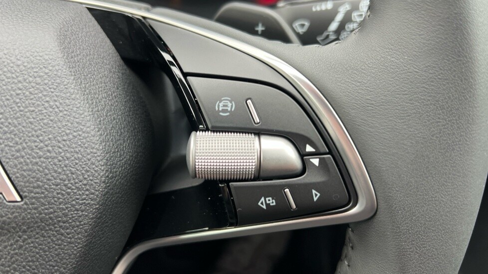 Used Skoda Karoq 2025 for sale - 76217025: Photo 32